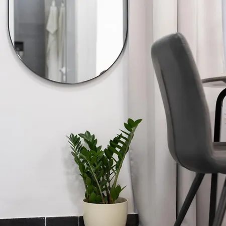 Lena's In Palace Apartament *